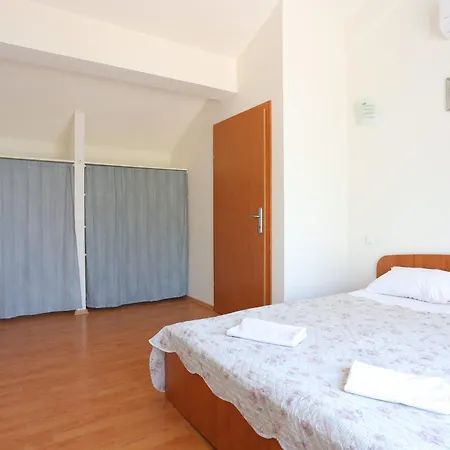 Apartment By The Sea Gradac, Makarska - 21172